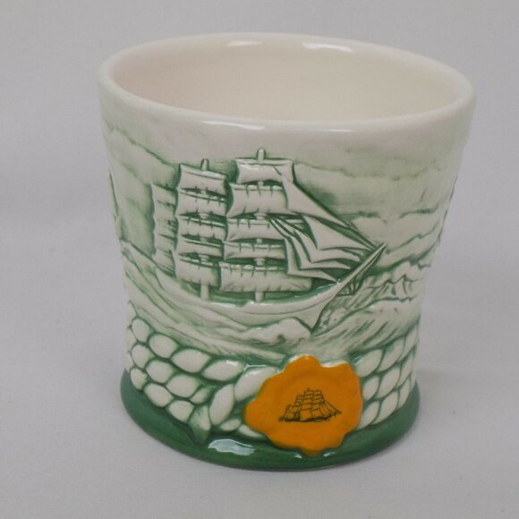 2 Cutty Sark Ceramic Whiskey Rocks Glasses Clipper Ship Green White Vintage 1998 - Picture 6 of 9